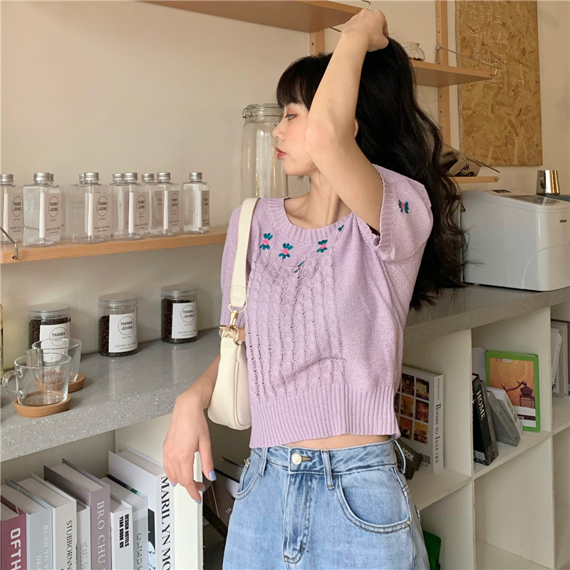 Áo dệt kim ngắn dáng rộng thời trang 1773065Áo kiểu tay phồng phối ren hoa thiết kế ngọt ngào thời trang | BigBuy360 - bigbuy360.vn