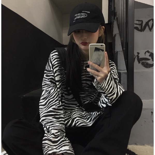 Áo thun tay ngắn thời trang dành cho nam và nữ