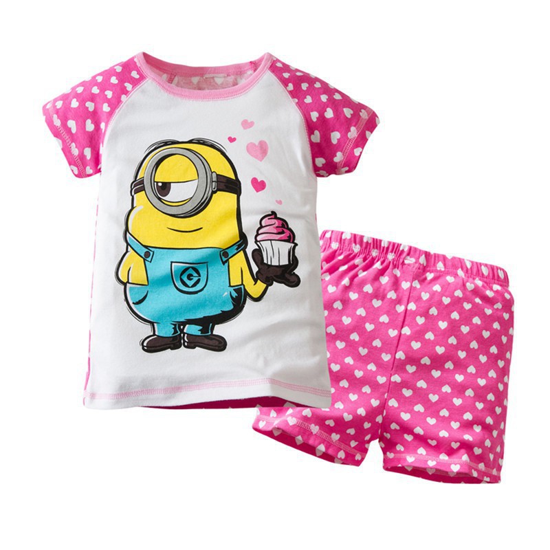Set áo thun tay ngắn & quần short in hình Minion cho bé gái