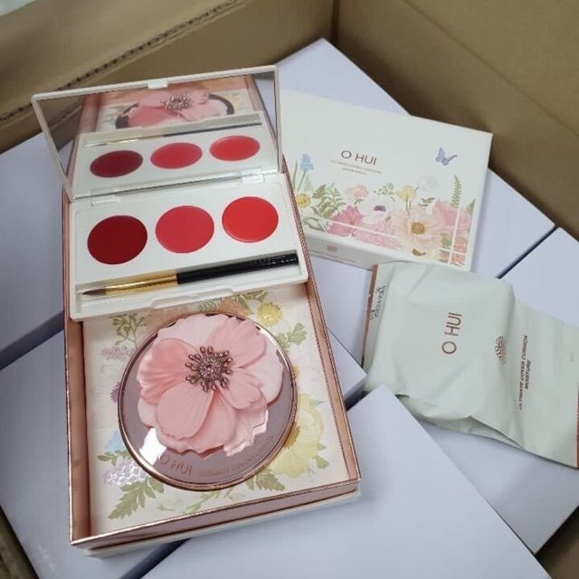 MẪU MỚI 2020 Set Phấn nước trang điểm + Son mini Ohui | BigBuy360 - bigbuy360.vn
