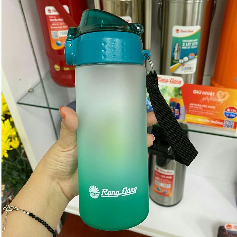 Bình đựng nước học sinh cầm tay 500ml và 700ml Rạng Đông