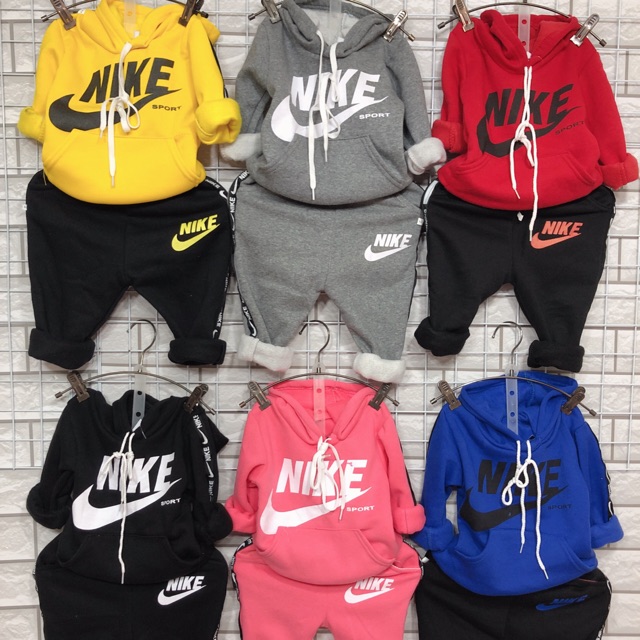 Bộ nỉ bông Nike