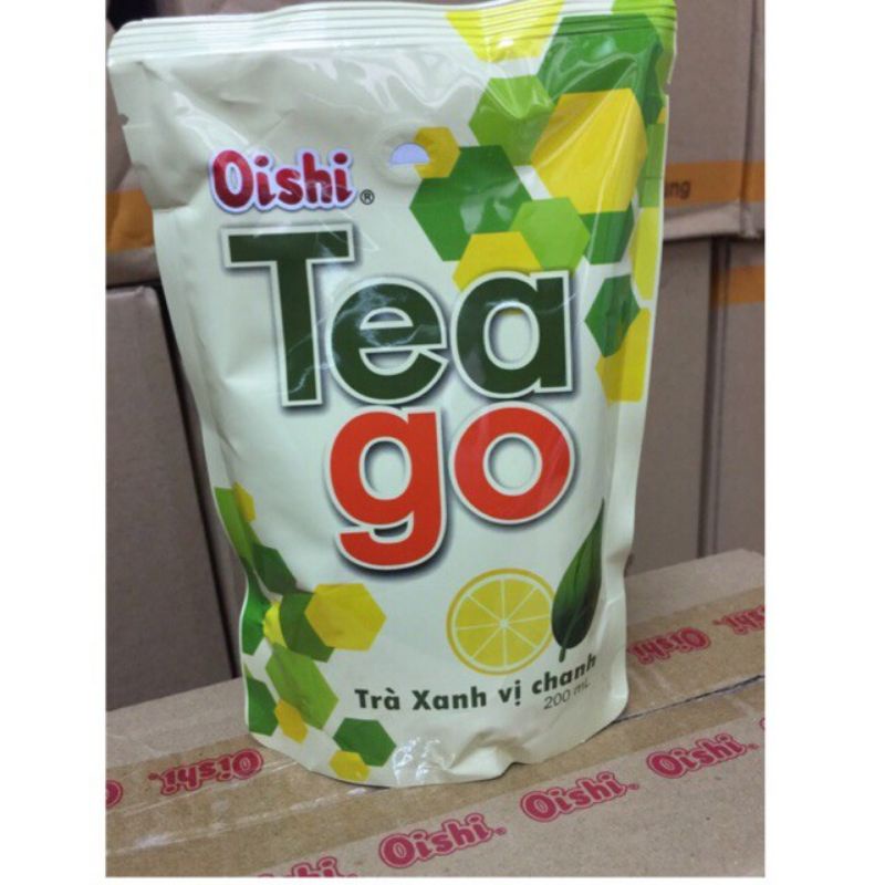 Hộp 10 túi Oishi 180ml trộn các vị chanh, dâu, đào, nho