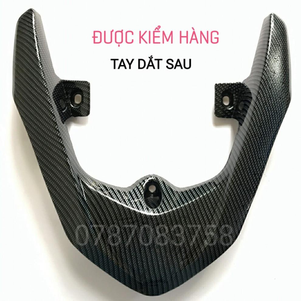 Ốp tay dắt tay xách cảng sau VISION CARBON (2014-2019) .Hàng đẹp