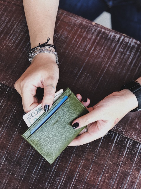 VÍ CARD HOLDER CRUSH LEMONT DA BÒ THẬT