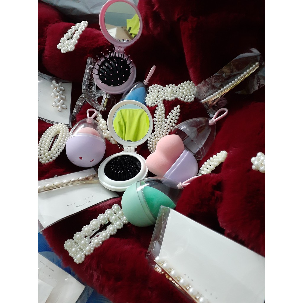 ComBoGươngLược+Múttrangđiểm+kẹptóc+2ghimtócGiảm10kđơn>50k(mua 1 lần được nhiều món) | BigBuy360 - bigbuy360.vn
