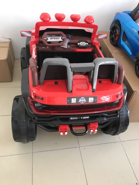 Ô tô điện trẻ em BDQ1200 đẹp dã man 2 động cơ lớn tải trọng đến 90kg.