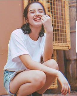 Áo thun trơn trắng có size