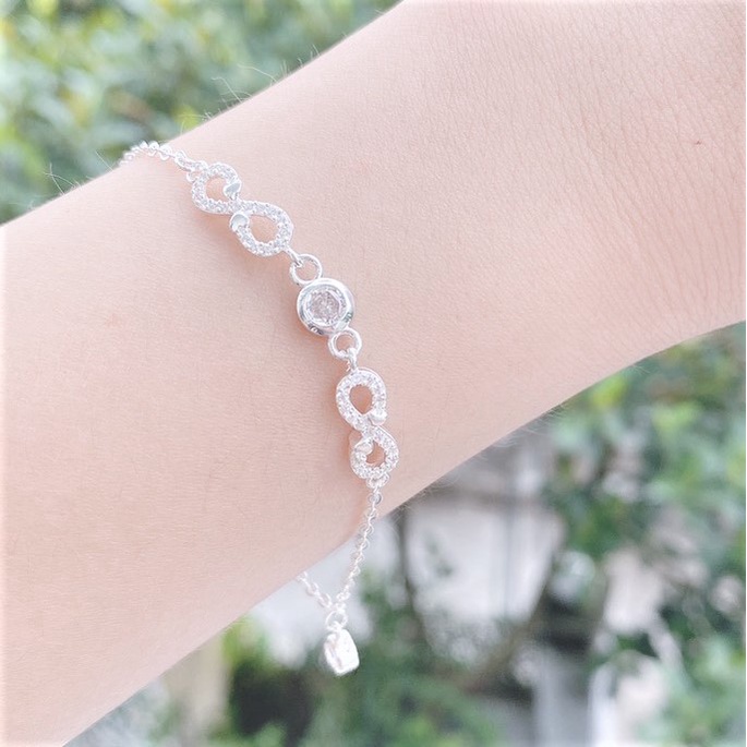 Lắc tay nữ bạc ta mặt vô cực gắn đá - Trang sức bạc Evasilver