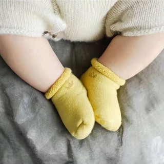 Tất len xù cho bé sơ sinh (set 3 đôi)