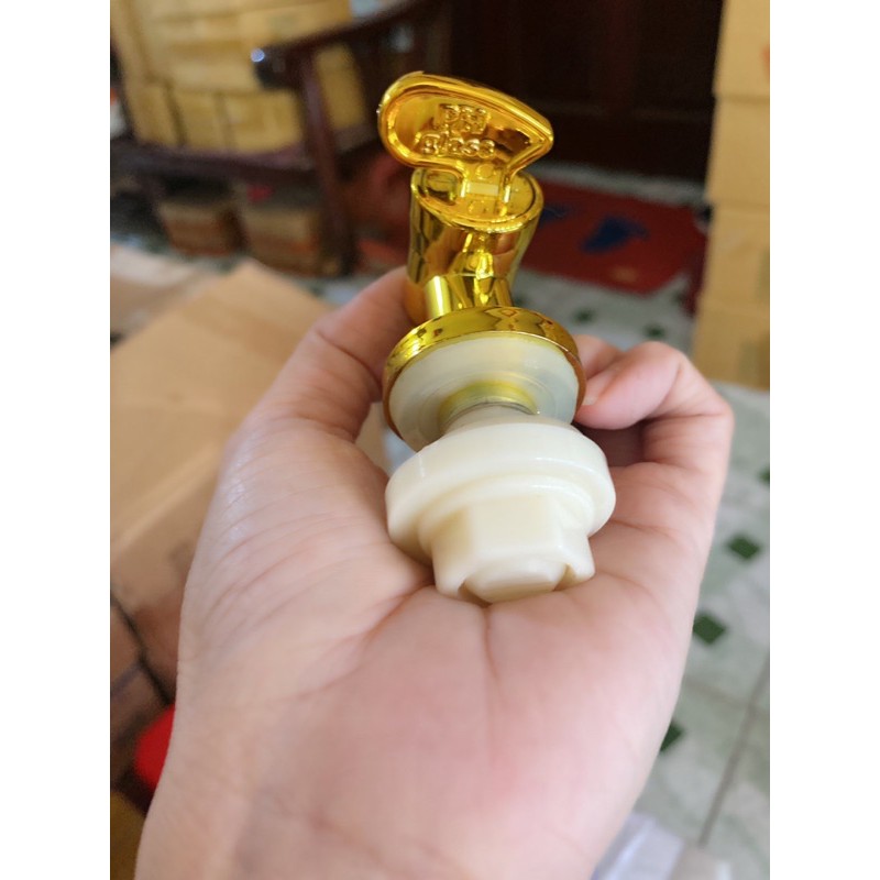 1 cái vòi cho bình ngâm sâm, linh chi