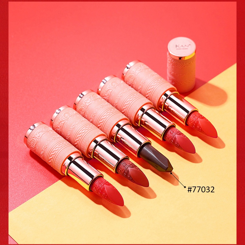 🎁Matte Mousse Moisturize Lipstick Velvet Waterproof Anti-discoloration Carved Decoration - 5 Colours