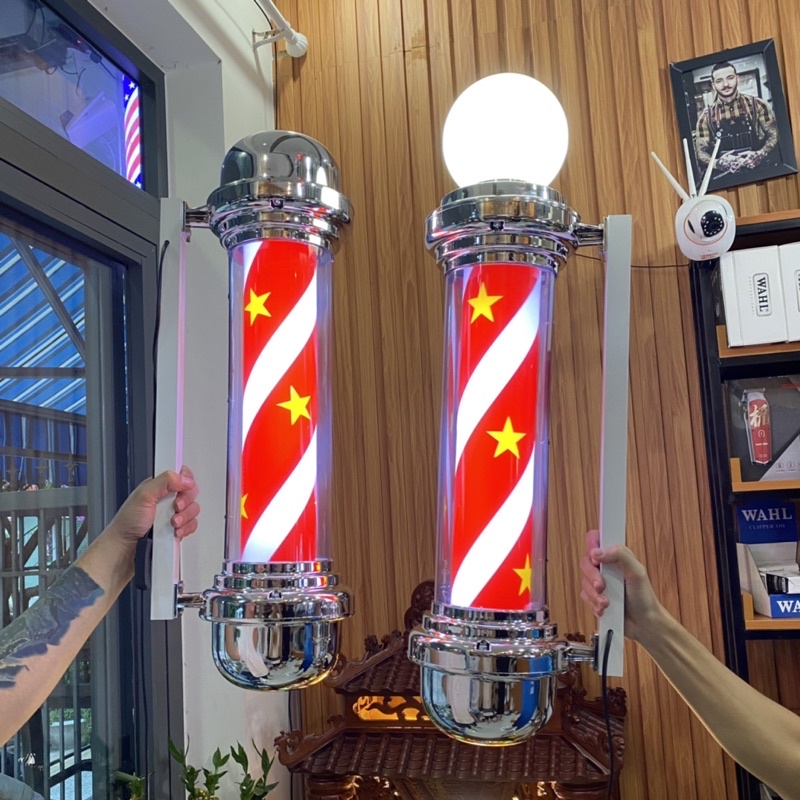 Đèn Xoay Trang Trí Lá Cờ Quốc Kỳ Việt Nam