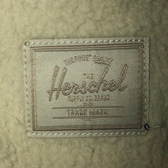 Túi bao tử Herschel Fourteen bag