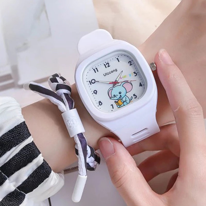 Đồng Hồ Đeo Tay Điện Tử Dây Silicon Họa Tiết Hoạt Hình Chú Voi Dễ Thương Cho Bé