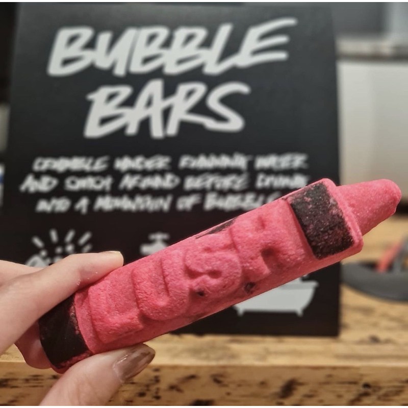 Bom tắm tạo bọt Lush - CRAYON bubble stick