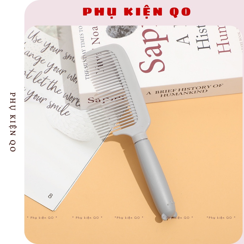 Lược chải tóc kèm hộp Cute L02