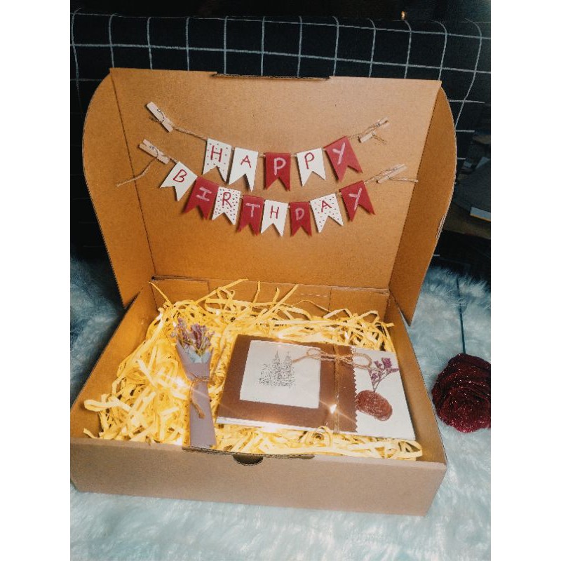 Hộp sinh nhật vintage ( ko thiệp ) | BigBuy360 - bigbuy360.vn