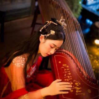 Hán phục Uyển Nương
