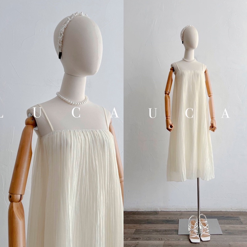Váy 2 dây be mảnh xếp ly dọc dáng dài