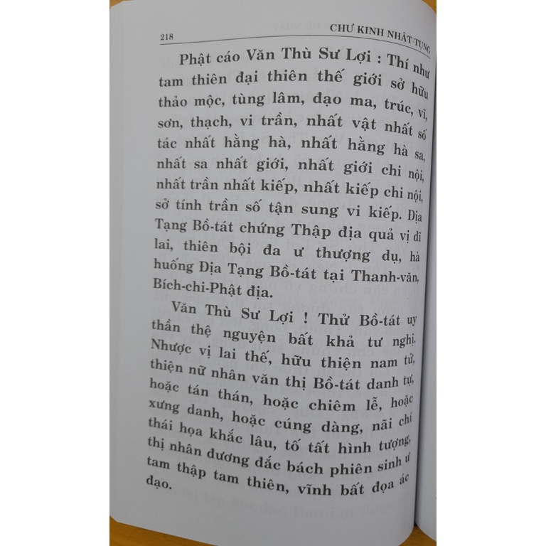 Sách - Chư Kinh Nhật Tụng - Các bộ kinh Phật quan trọng cho Phật tử tụng niệm mỗi ngày