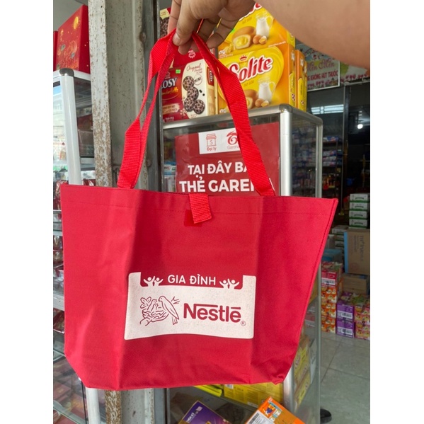 Túi xách 2 quai màu đỏ hkm nesler