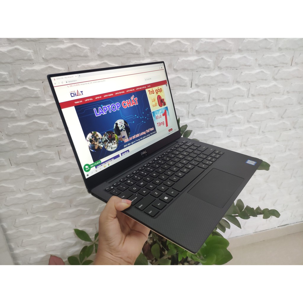 Máy trạm Dell XPS 13 9370 chíp i7-8550U , Ram 16GB , SSD 512GB , Intel HD Graphics 620 , màn hình 13.3 inch FHD IPS