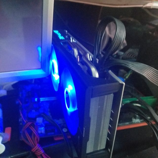 Quạt fan Sapphire Nitro Special led