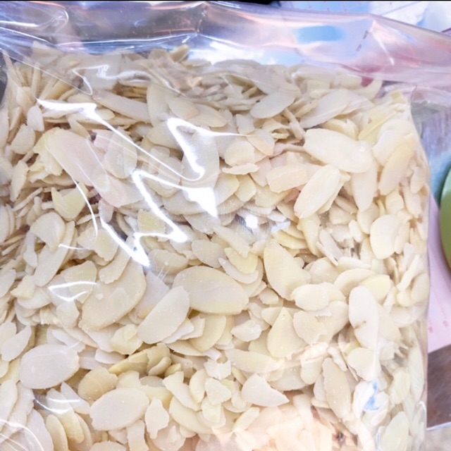 Hạnh nhân lát 1kg