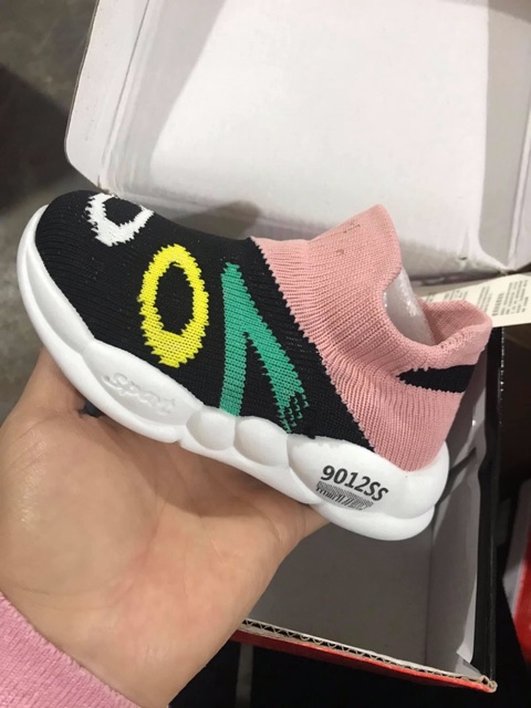 Giày bata baby