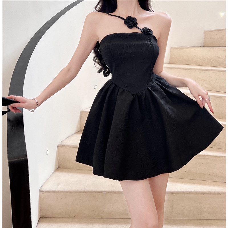 Đầm Chữ A Không Tay Cổ Yếm Dáng Ôm Màu Đen Thời Trang Hàn Quốc Gợi Cảm Cho Bạn Gái
