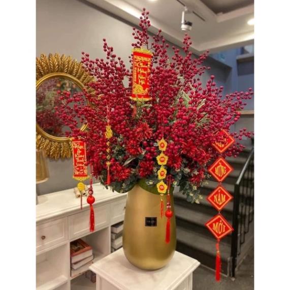 Cành đào đông đỏ nổi bật trang trí nhà cửa, công ty sang trọng - Hàng đẹp