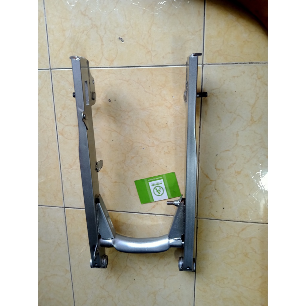 GẮP CÀNG SAU SUPER DREAM