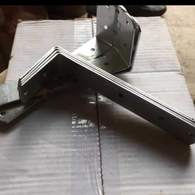 500 gam Ke chữ L 6 lỗ To-17.7cm/6.5cm/3cm