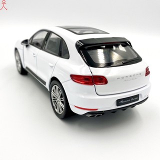 Mô hình xe Porsche Macan Turbo 1:24 Welly