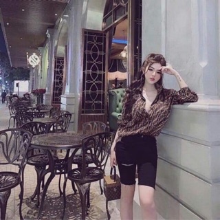 Quần ngố kaki jean đen co giản tốt, ôm đùi mặc thoải mái