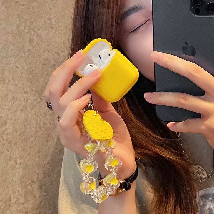 Vỏ bảo vệ hộp sạc tai nghe bluetooth không dây airpods 1 / 2 pro bằng tpu hình trái tim vàng