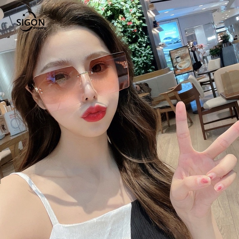 Kính mát gọng vuông chống bức xạ cho cặp đôi