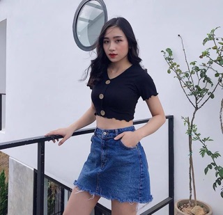 Áo thun gân cổ tim
