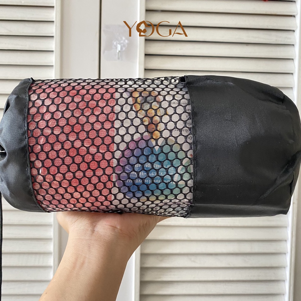 Khăn trải thảm tập Yoga phủ hạt PVC tặng kèm túi đựng, chống trơn rất tốt