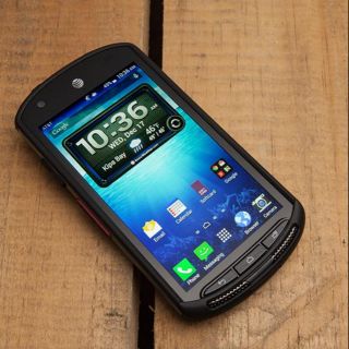 (FREESHIP 40K) Điện thoại Siêu bền Kyocera E6560 (didongnhat.com.vn)