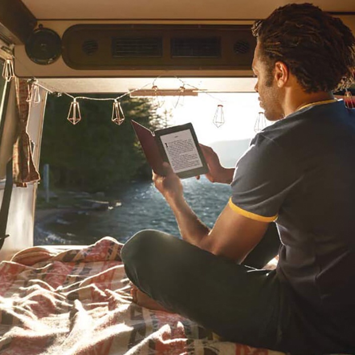 Máy Đọc Sách Kindle Paperwhite 4 - 8GB Chống Nước 6Inch Có Đèn Vàng - Hàng Chính Hãng, Bảo Hành 12 Tháng