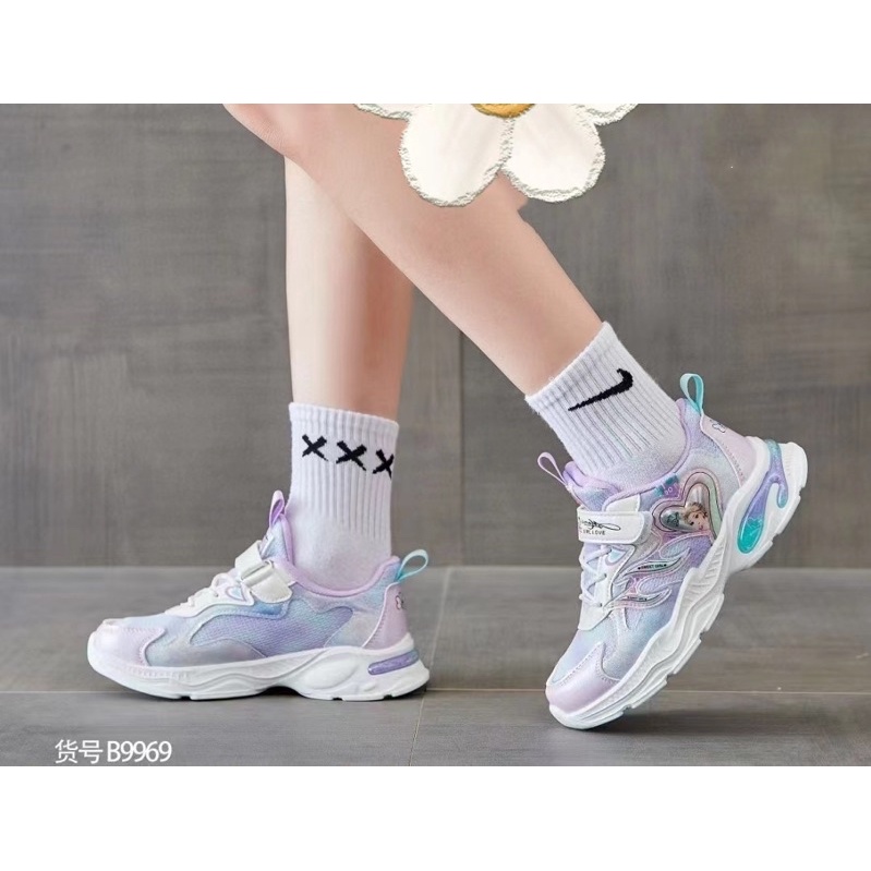 Giày thể thao Elsa tim siêu nhẹ chống trơn trượt cho bé 3-12 tuổi