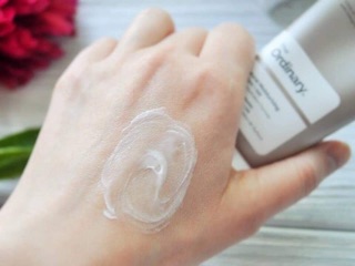 The Ordinary Natural Moisturizing Factors + HA