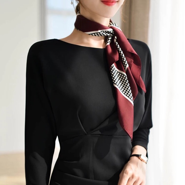 Khăn turban lụa vuông choàng cổ size 70x70cm thanh lịch phong cách nữ tính đa năng dùng làm áo yếm in chấm bi