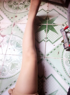 Quần Tất lưới màu da