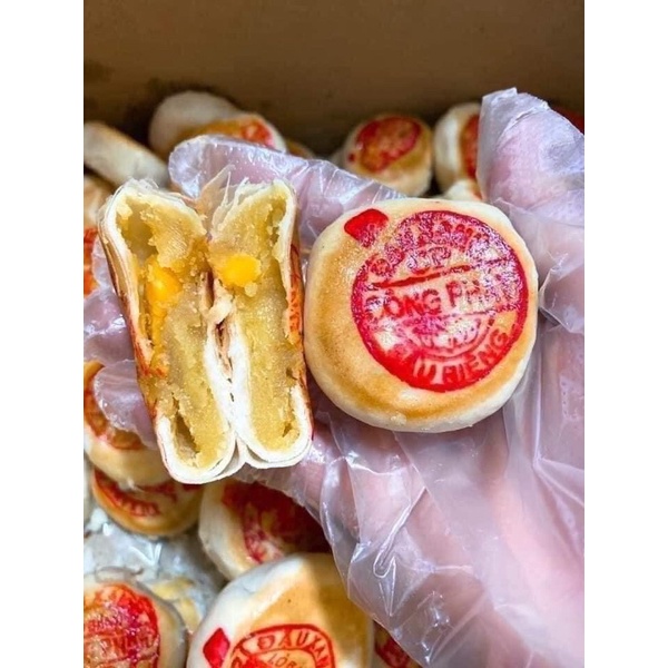 Combo 10 Bánh pía mini Công Phát mix nhân đậu môn trứng muối (bánh ngon dễ ăn không ngán)