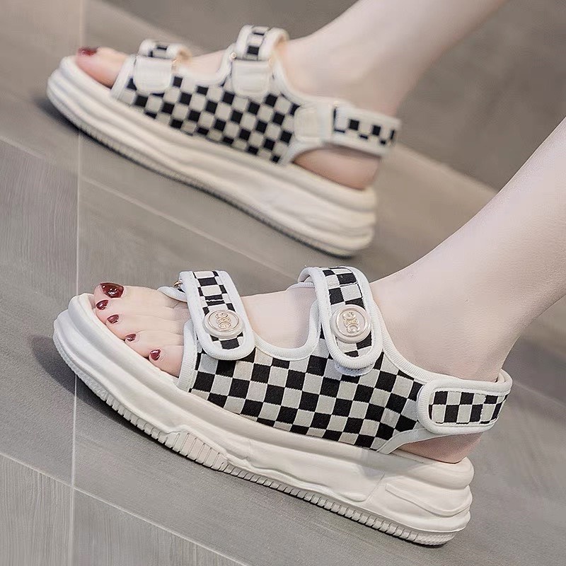 Dép sandan nữ 2 quai đế cao 4cm tôn giáng thời trang siêu cute