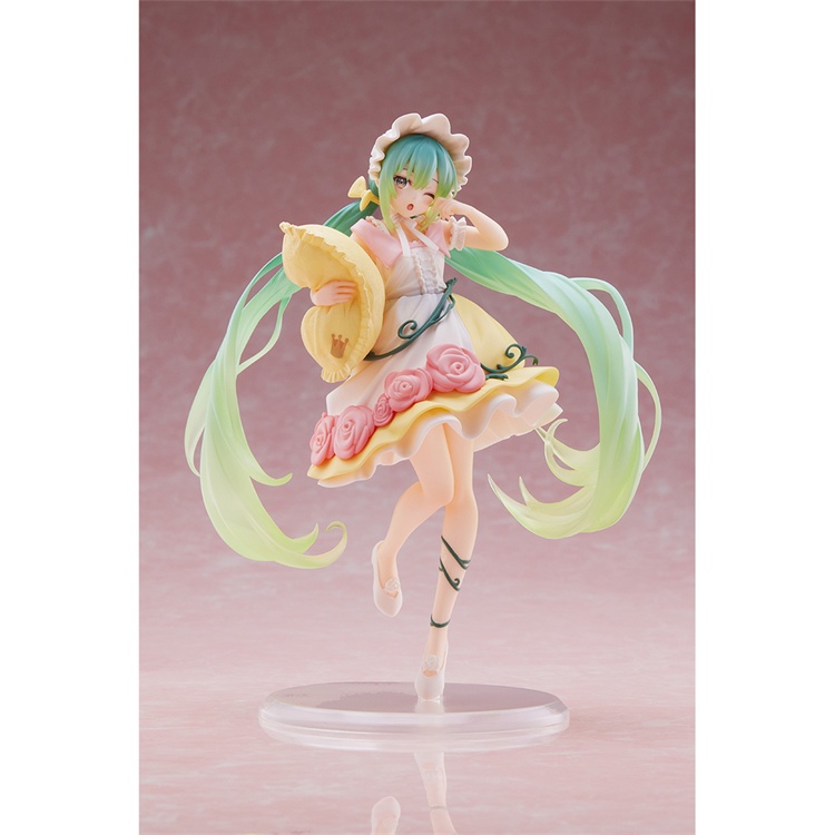 Mô hình nhân vật Hatsune Miku 18cm Sleeping Beauty chính hãng Taito trang trí bàn làm việc