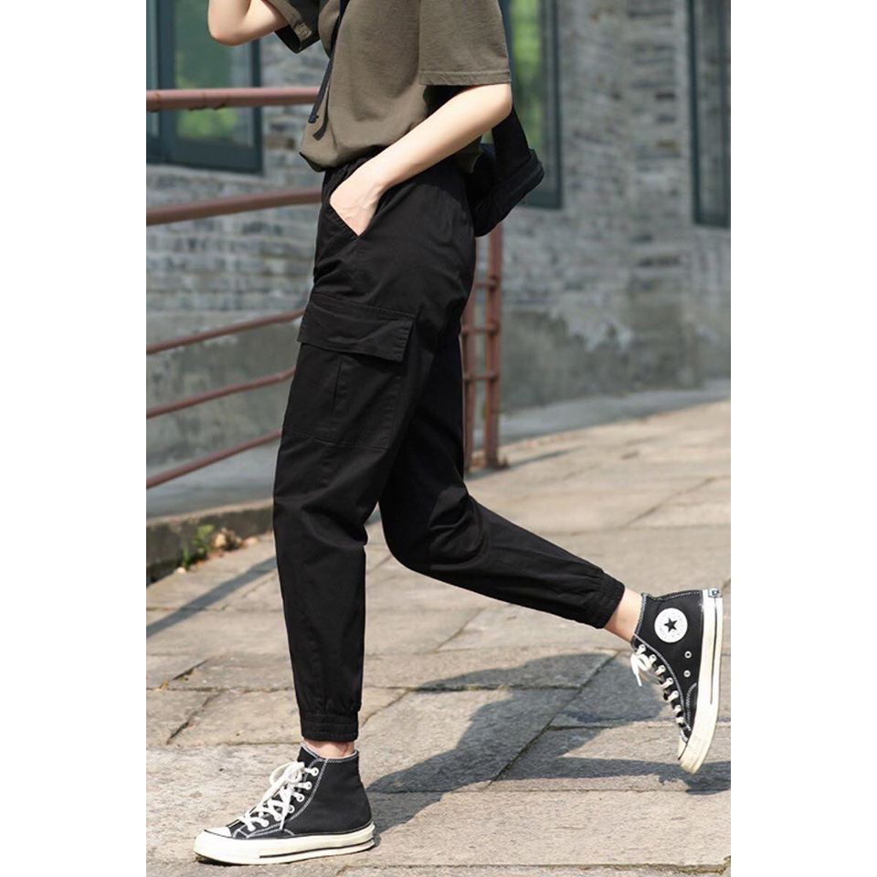 Quần kaki có bo túi hộp